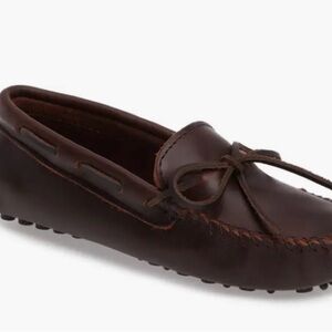 Minnetonka Dark Brown Leather Driving Shoes Loafers - Women’s Size 9!